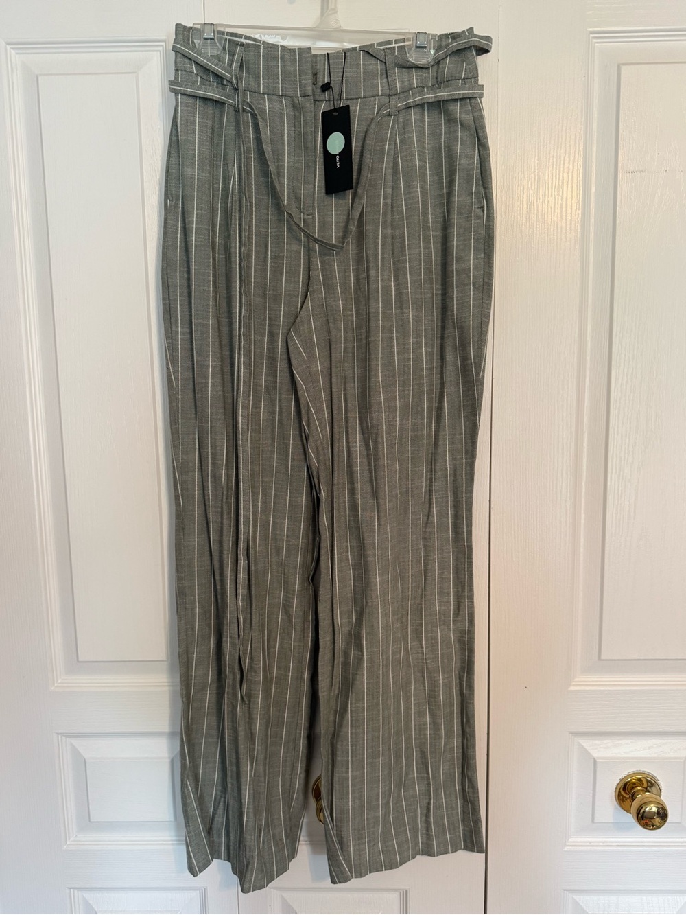 Vero Moda Green Pinstripe Wide Leg Pants with Belt - Size 4 NWT